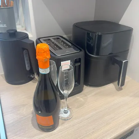 בית נופש Blackburn Terrace - 2 Bedroom *